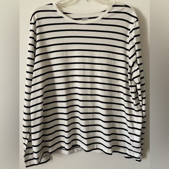 Lands End Women’s XL White/Black Striped Long Sleeve Shirt - Picture 1 of 8